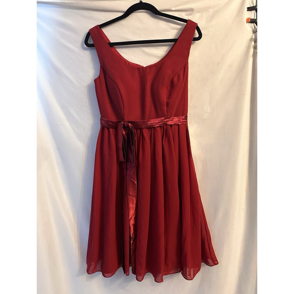 JJ’s House Burgundy Scoop Cocktail Dress Size 8 Bust 35. 50" Waist 28. 50" NWT